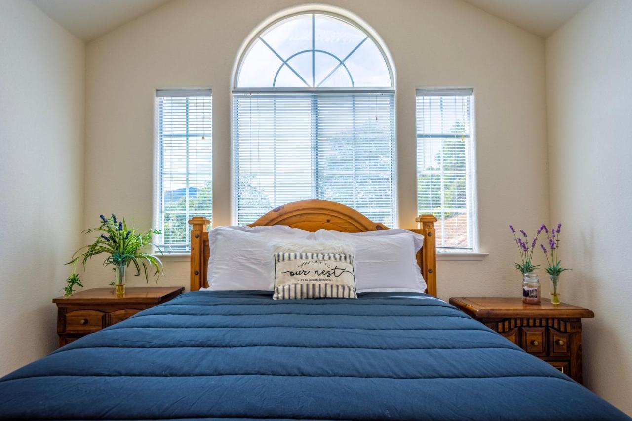 Mountain Majesty With Hot Tub, Pool Table, Generator, Ev Hookup Villa Oakhurst Exterior foto