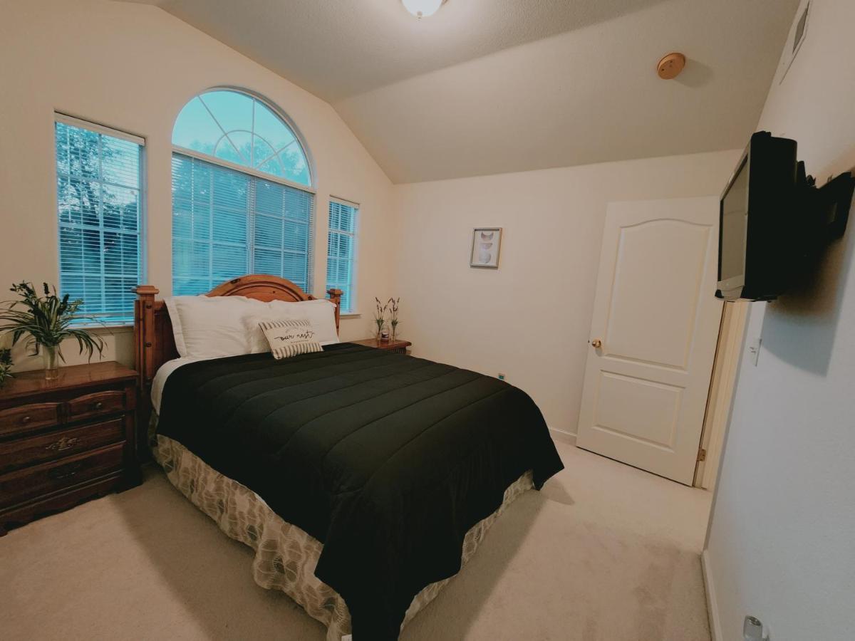 Mountain Majesty With Hot Tub, Pool Table, Generator, Ev Hookup Villa Oakhurst Exterior foto