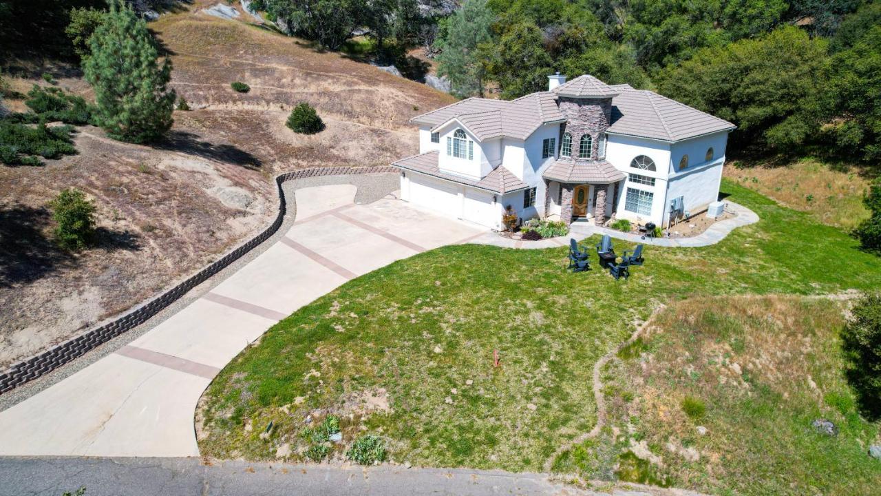 Mountain Majesty With Hot Tub, Pool Table, Generator, Ev Hookup Villa Oakhurst Exterior foto