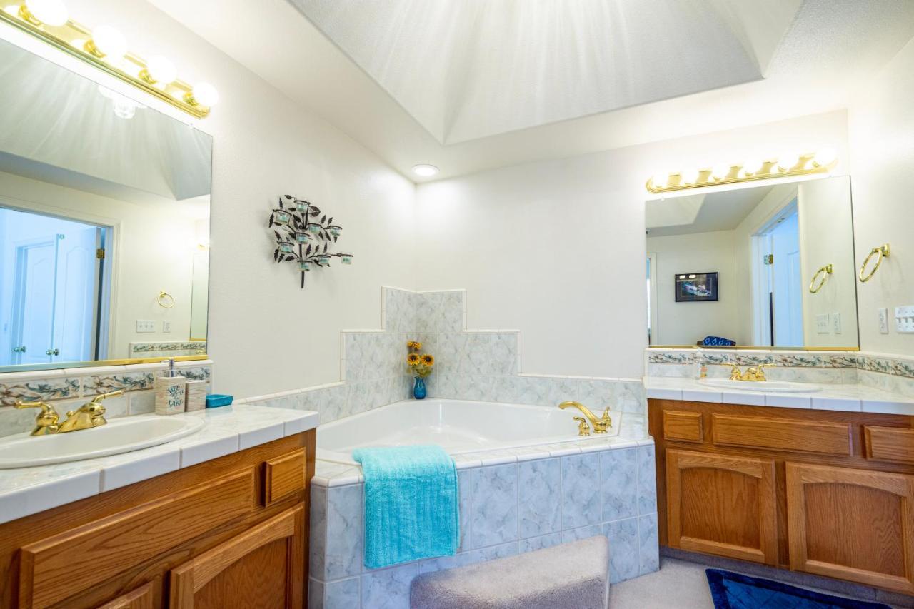 Mountain Majesty With Hot Tub, Pool Table, Generator, Ev Hookup Villa Oakhurst Exterior foto