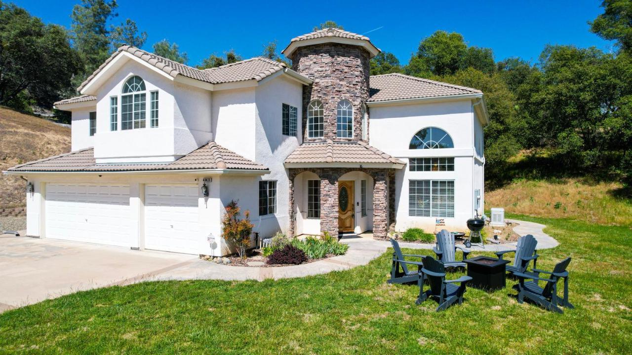 Mountain Majesty With Hot Tub, Pool Table, Generator, Ev Hookup Villa Oakhurst Exterior foto
