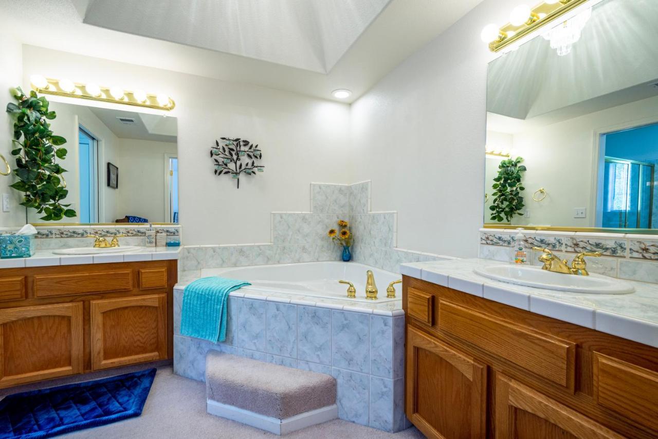 Mountain Majesty With Hot Tub, Pool Table, Generator, Ev Hookup Villa Oakhurst Exterior foto