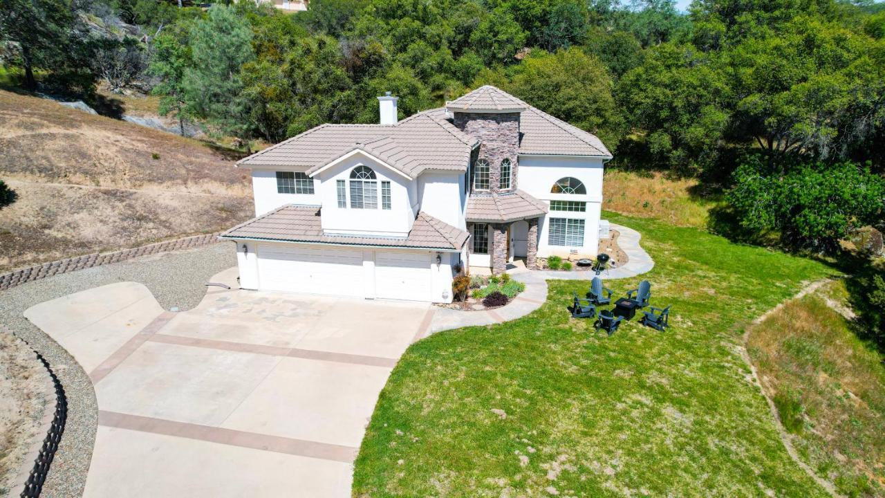 Mountain Majesty With Hot Tub, Pool Table, Generator, Ev Hookup Villa Oakhurst Exterior foto