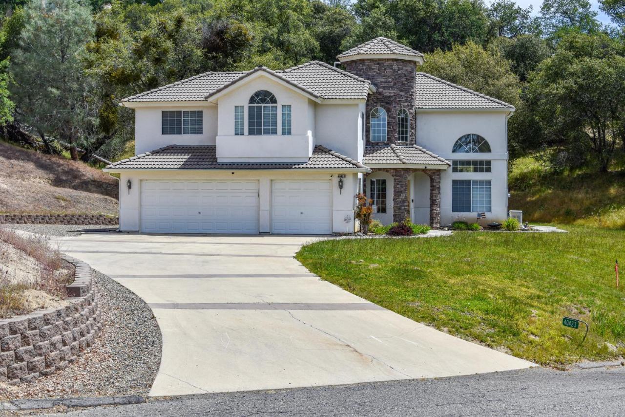 Mountain Majesty With Hot Tub, Pool Table, Generator, Ev Hookup Villa Oakhurst Exterior foto